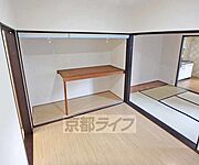 壁一面が収納になっていますよ