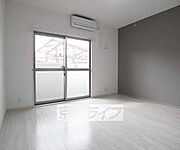 南向きの明るい部屋です。