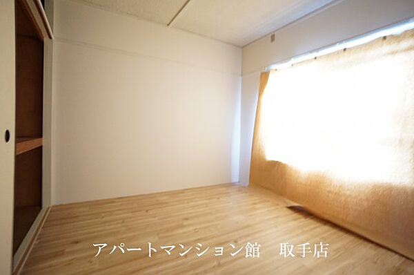 画像12:寝室