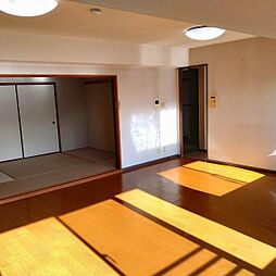 モアクレストアルファス佐倉 3LDKのリビング/ダイニング