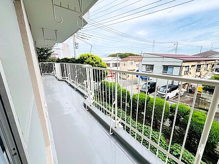 洗濯物がパリッとよく乾く南東向きバルコニー