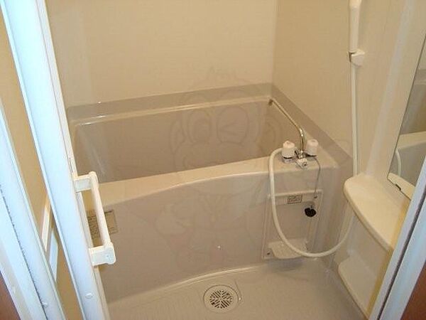 画像8:浴室換気乾燥機能付バス