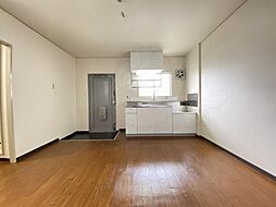 離宮ガーデンハイツ 1階2LDKのリビング/ダイニング