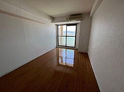 ロイヤルシティ西大路 8階1Kのリビング/ダイニング