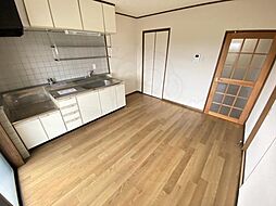 ベルエトワール 403 4階2DKのリビング/ダイニング