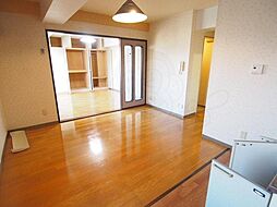 アルベールビルエイト 3階1LDKのリビング/ダイニング