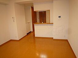 クリスタルグランツ西大路三条 2階1Kのリビング/ダイニング