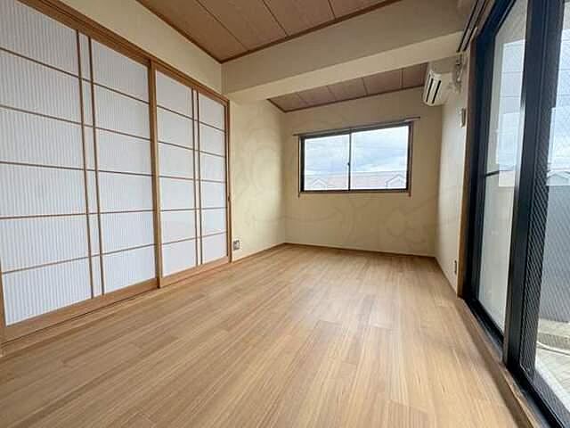 寝室