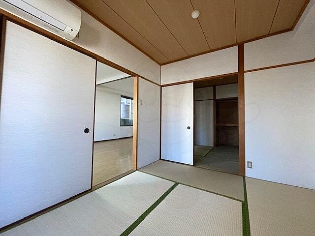 寝室
