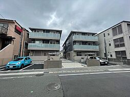 7 / 11