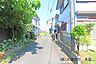 外観：外観:前面道路　現地写真