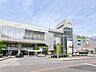 周辺：周辺環境:駅 5100m 西武新宿線「本川越」駅(バス14分、「鴨田」停歩23分。車17分。商業施設が立ち並ぶクレアモール徒歩圏内です。)