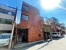 兵庫県尼崎市東園田町１丁目（賃貸マンション1LDK・3階・30.77㎡） その1