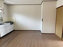 ツガワハイツ 2階2DKのリビング/ダイニング