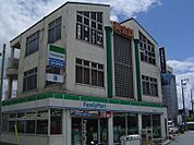 ファミリーマート 富野荘駅前店（297m）
