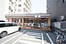 周辺：セブンイレブン 博多駅東店 373m