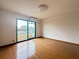 JR鹿児島本線 九産大前駅 徒歩9分の賃貸マンション 4階1Kのリビング/ダイニング