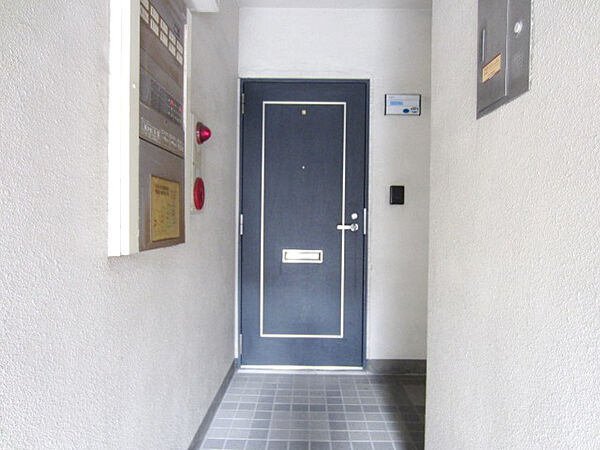画像14:玄関