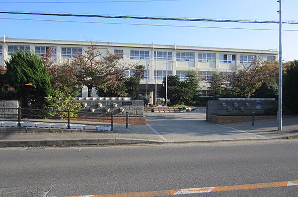 画像15:【中学校】貝塚市立第一中学校まで2179ｍ