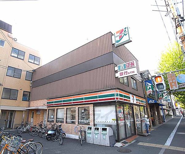 画像27:セブンイレブン京都大将軍店まで160m 大将軍の交差点。住宅街に立地し何かと便利です。