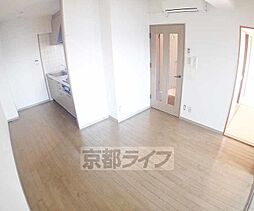 JR山陰本線 太秦駅 徒歩1分の賃貸マンション 3階2LDKのリビング/ダイニング