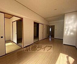 JR山陰本線 嵯峨嵐山駅 徒歩12分の賃貸マンション 2階3LDKのリビング/ダイニング