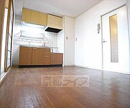 京都市営烏丸線 今出川駅 徒歩19分の賃貸マンション 4階2LDKのリビング/ダイニング