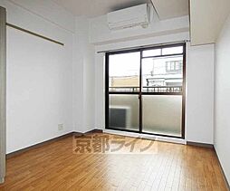 アブレスト東山本町 313 3階1Kのリビング/ダイニング