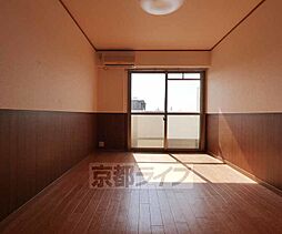 JR山陰本線 二条駅 徒歩20分の賃貸マンション 4階1Kのリビング/ダイニング