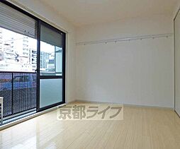 京都市営烏丸線 今出川駅 徒歩2分の賃貸アパート 1階1Kのリビング/ダイニング