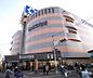 周辺：イズミヤ 白梅町店まで600m 大型スーパーのイズミヤ。ガレージも広くお買い物もらくらくです。