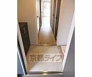 広い玄関・