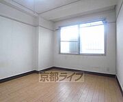 明るいお部屋です。