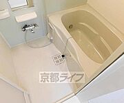 清潔感のあるお風呂です