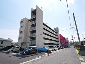 征矢マンション 104 ｜ 茨城県日立市弁天町２丁目（賃貸マンション1LDK・1階・39.66㎡） その1