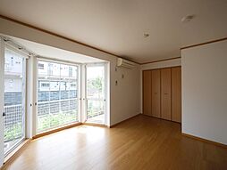 ラッフィナート 102 1階2DKのリビング/ダイニング