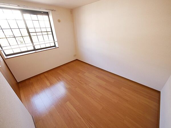 apartment 茨城県日立市小木津町１丁目
小木津町の賃貸情報を見る
物件地図