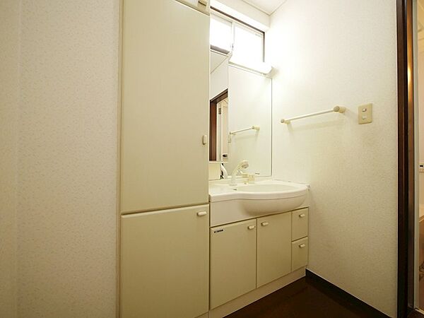 detached 茨城県高萩市大字高戸

地図を見る