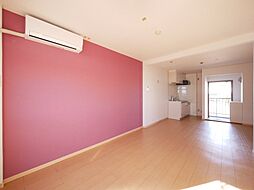 エルディム大塚 202 2階1LDKのリビング/ダイニング