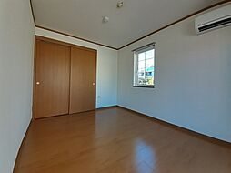 ヴェルカーザII 103 1階2DKのリビング/ダイニング