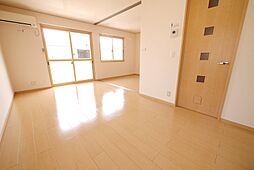 アヴァンティ　A 201 2階2DKのリビング/ダイニング