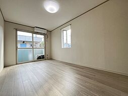 プルミエ1 2階1Kのリビング/ダイニング