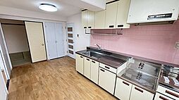 レジデンスオーク 4階3DKのリビング/ダイニング