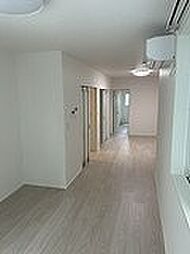 AILIビル 1階2LDKのリビング/ダイニング