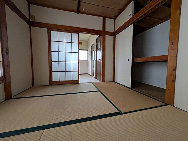 寝室