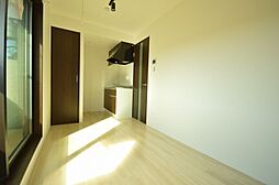 東京メトロ日比谷線 北千住駅 徒歩4分の賃貸マンション 2階ワンルームのリビング/ダイニング