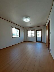 つくばエクスプレス 青井駅 徒歩5分の賃貸アパート 2階2Kのリビング/ダイニング