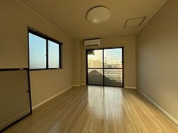 東武伊勢崎線 西新井駅 徒歩10分の賃貸マンション 3階1Kのリビング/ダイニング