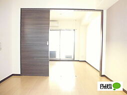 C`sLINQS FUJIMIDAI 404 4階1DKのリビング/ダイニング