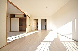 ガーデンフォレスト柏の葉キャンパス 105 1階3LDKのリビング/ダイニング